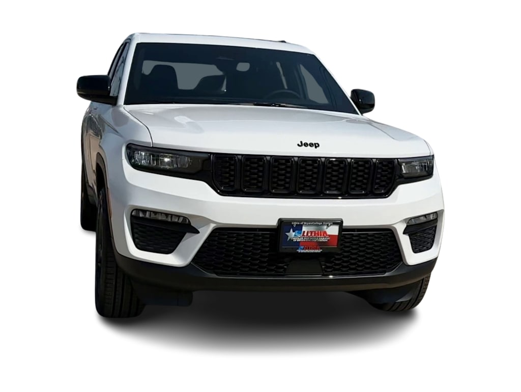 Thumbnail: 2025 Jeep Grand Cherokee - 6