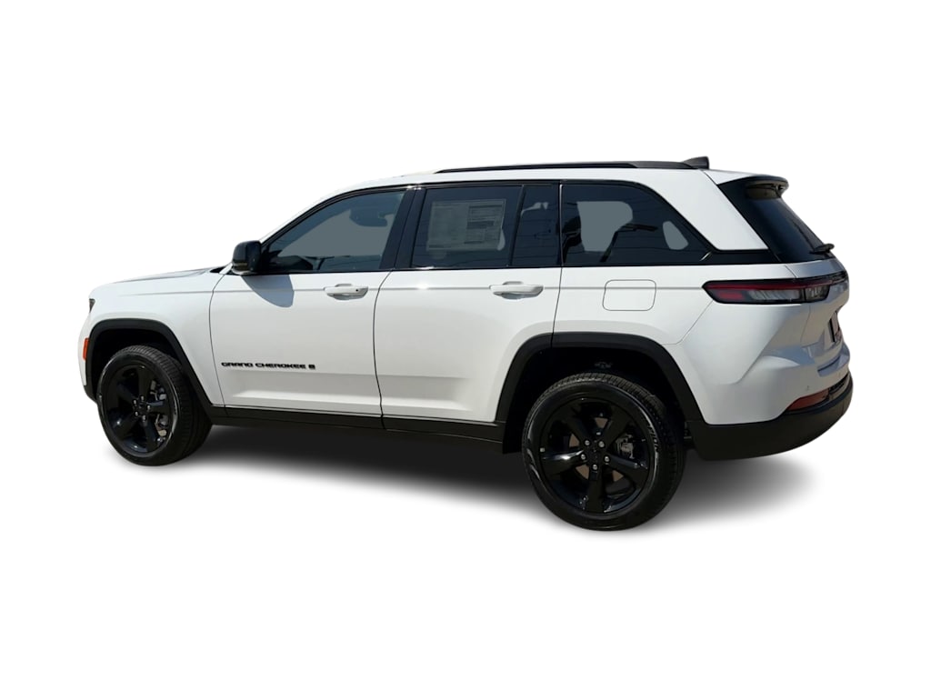 Thumbnail: 2025 Jeep Grand Cherokee - 17
