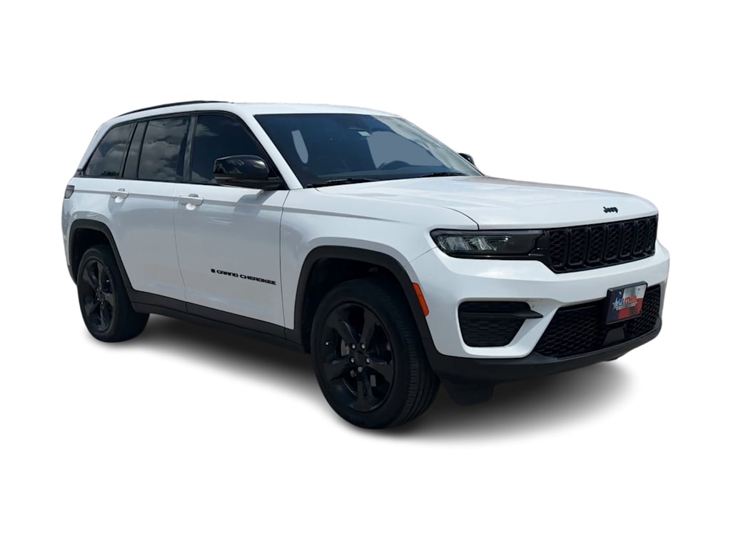 Thumbnail: 2023 Jeep Grand Cherokee - 7