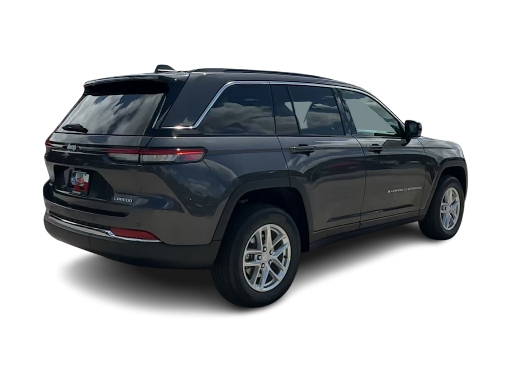 Thumbnail: 2026 Jeep Grand Cherokee - 21