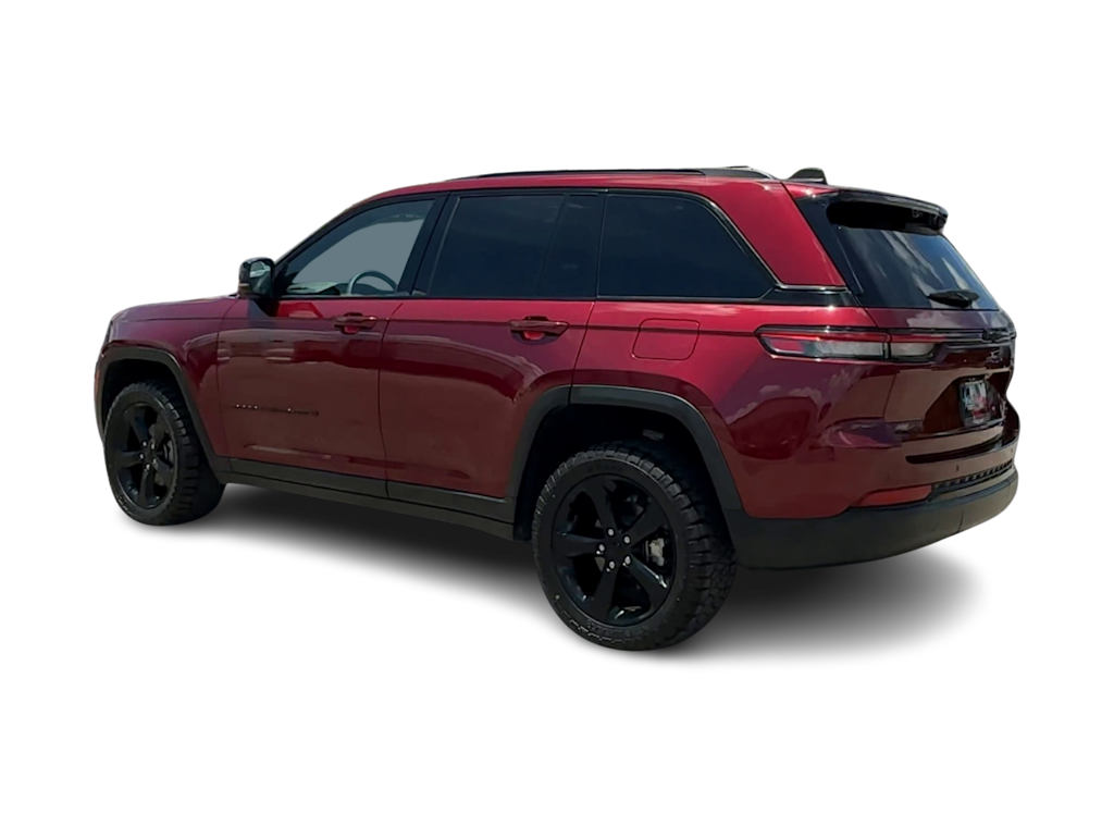 Thumbnail: 2023 Jeep Grand Cherokee - 4