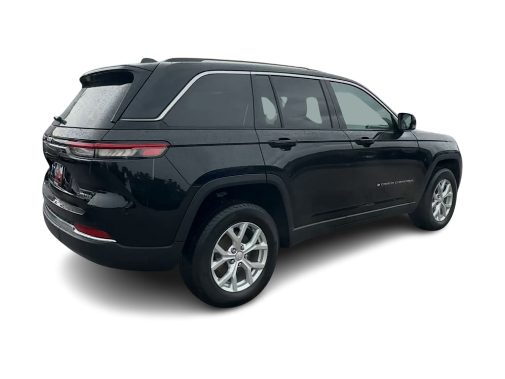 Thumbnail: 2023 Jeep Grand Cherokee - 22