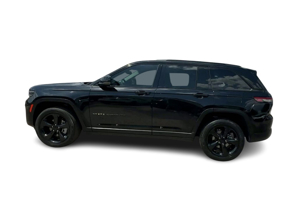 Thumbnail: 2023 Jeep Grand Cherokee - 19