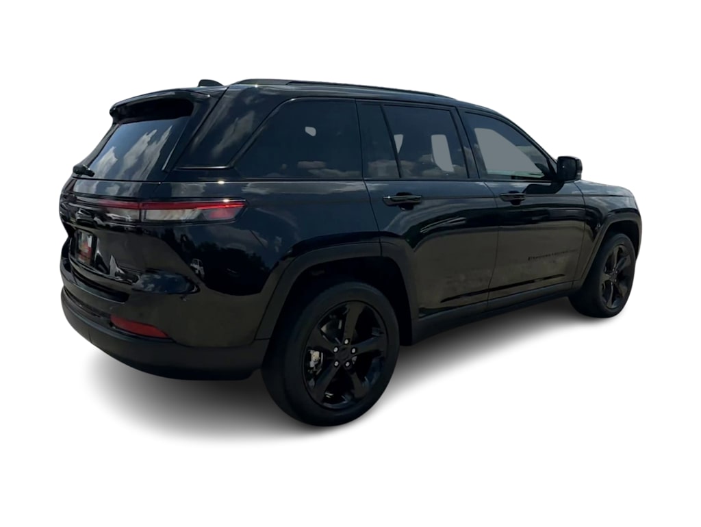 Thumbnail: 2023 Jeep Grand Cherokee - 20