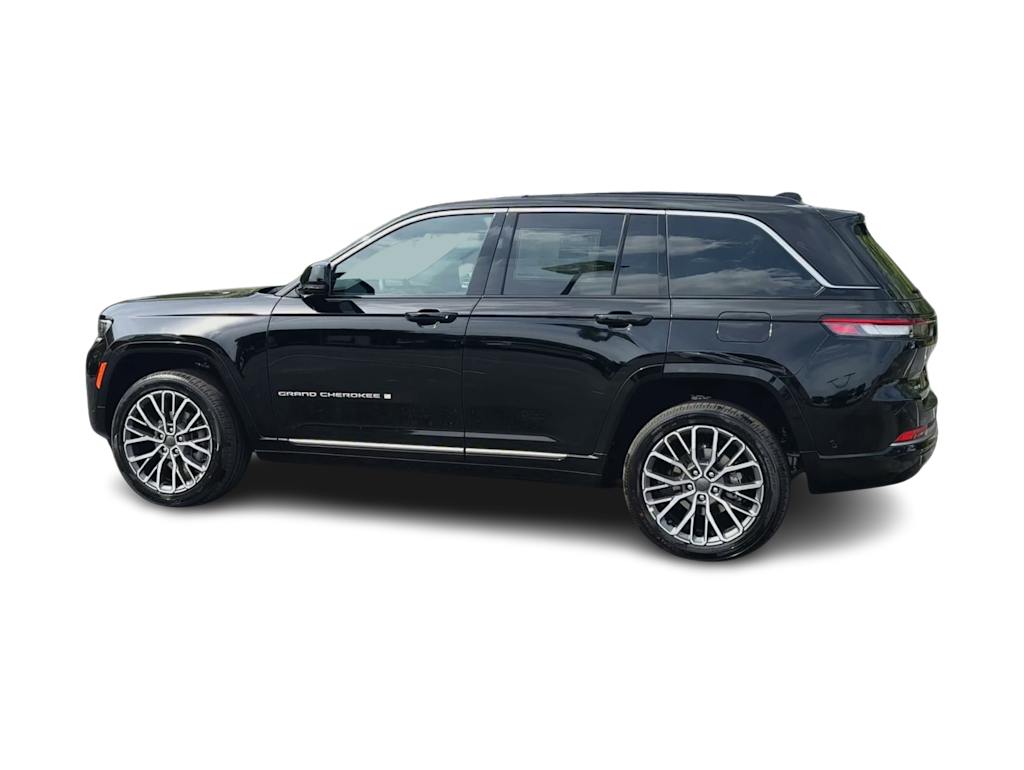 Thumbnail: 2026 Jeep Grand Cherokee - 20