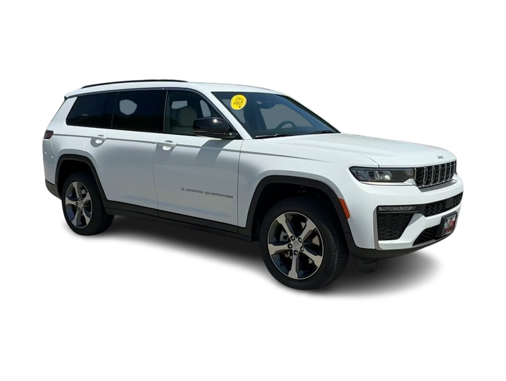 Thumbnail: 2026 Jeep Grand Cherokee L - 18