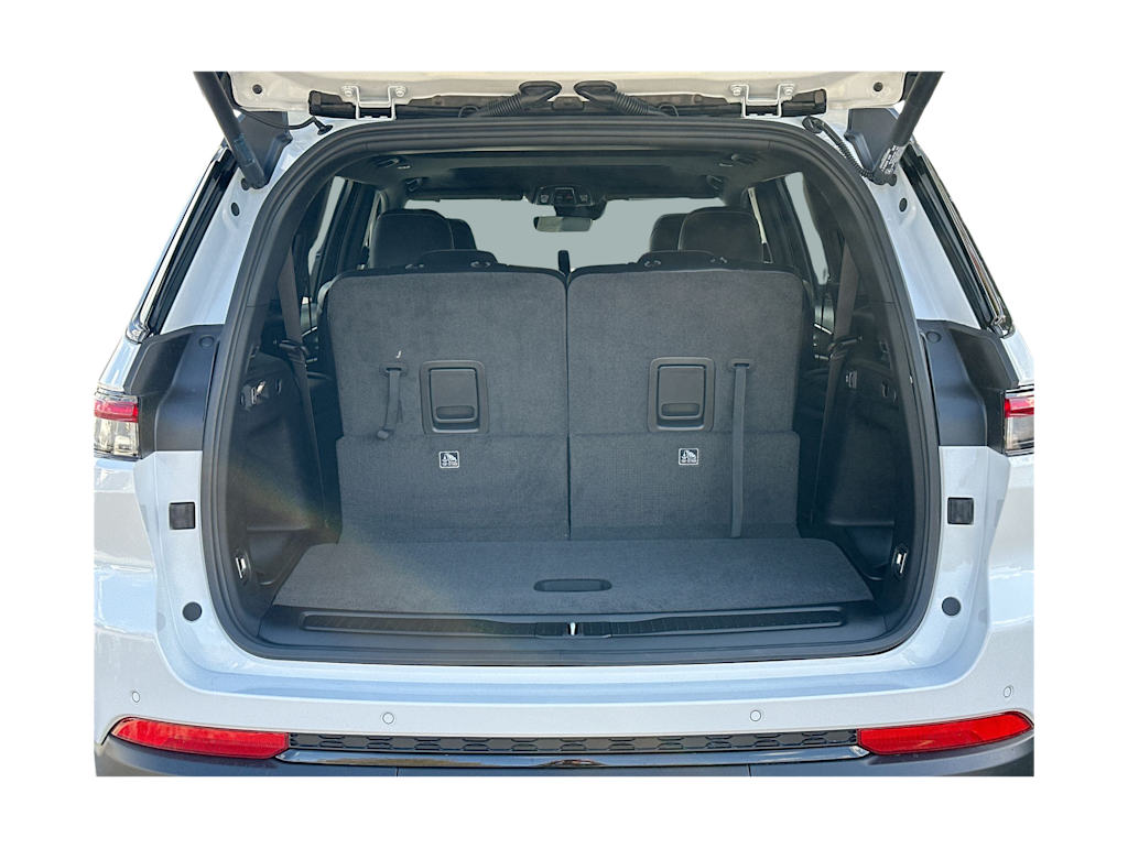 Thumbnail: 2025 Jeep Grand Cherokee L - 15