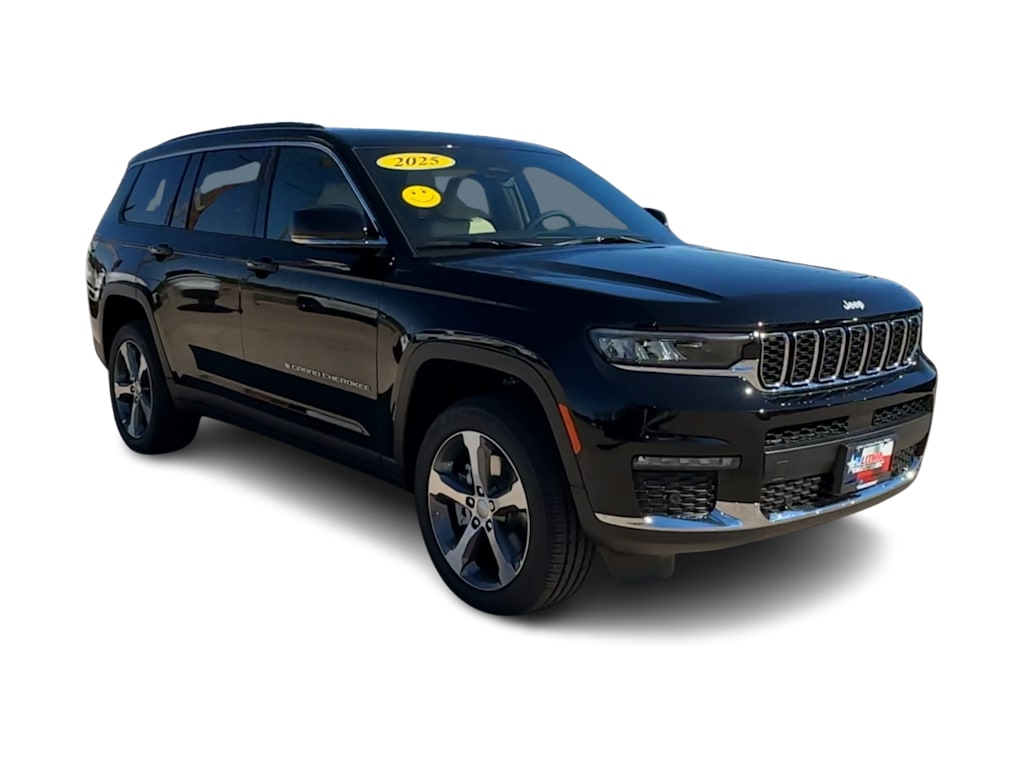 Thumbnail: 2025 Jeep Grand Cherokee L - 17