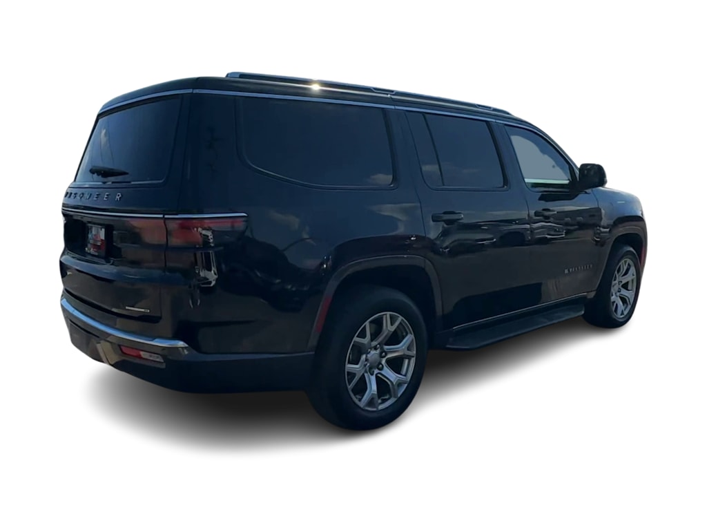 Thumbnail: 2022 Jeep Wagoneer - 20