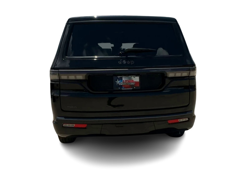 Thumbnail: 2026 Jeep Grand Wagoneer - 21