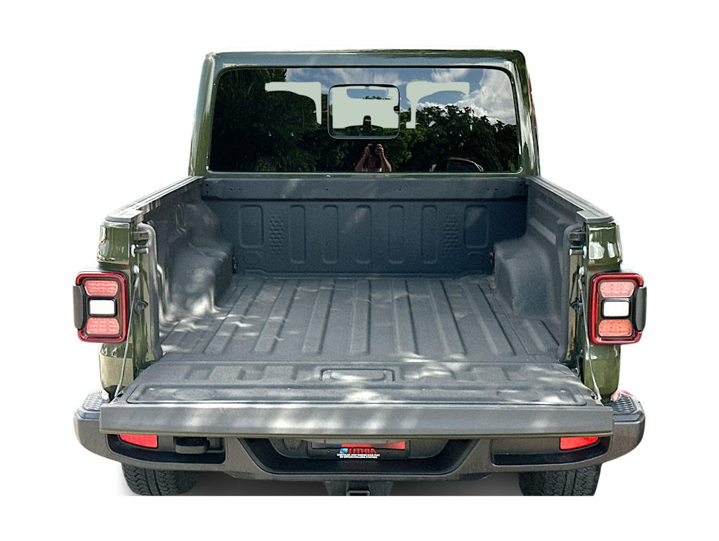 Thumbnail: 2022 Jeep Gladiator - 16