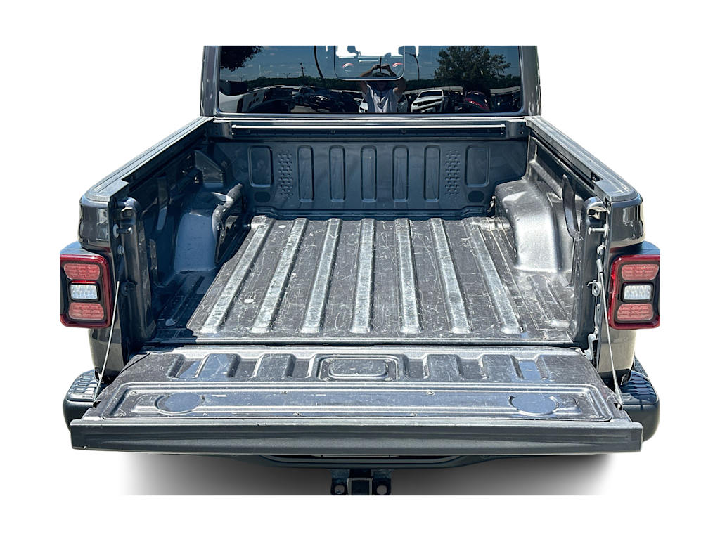 Thumbnail: 2021 Jeep Gladiator - 17