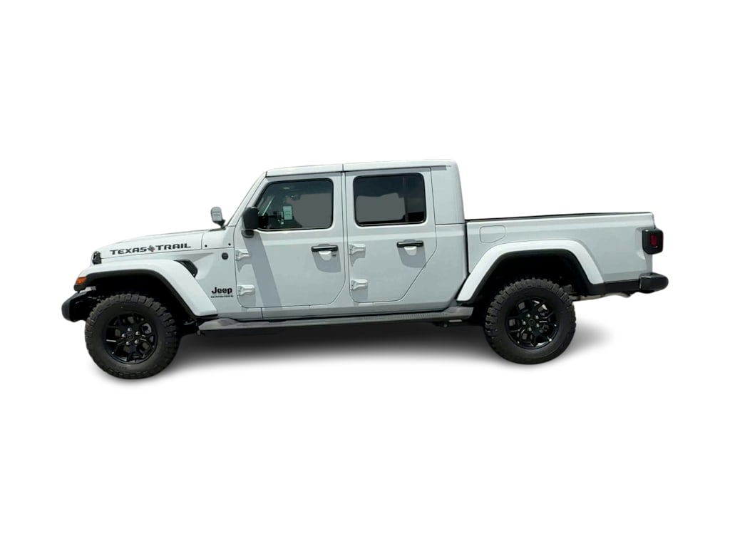Thumbnail: 2026 Jeep Gladiator - 3