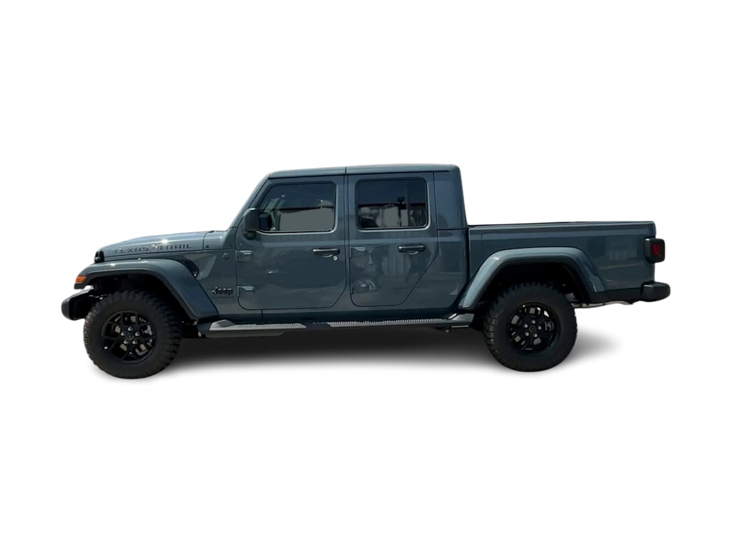 Thumbnail: 2026 Jeep Gladiator - 3