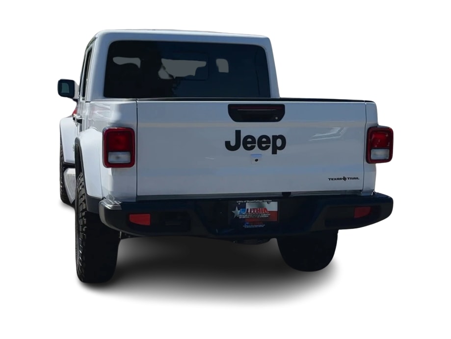 Thumbnail: 2026 Jeep Gladiator - 21