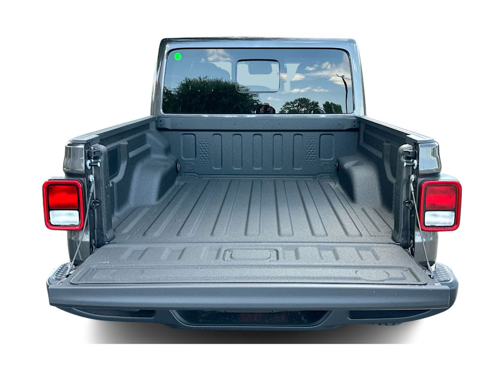 Thumbnail: 2026 Jeep Gladiator - 16