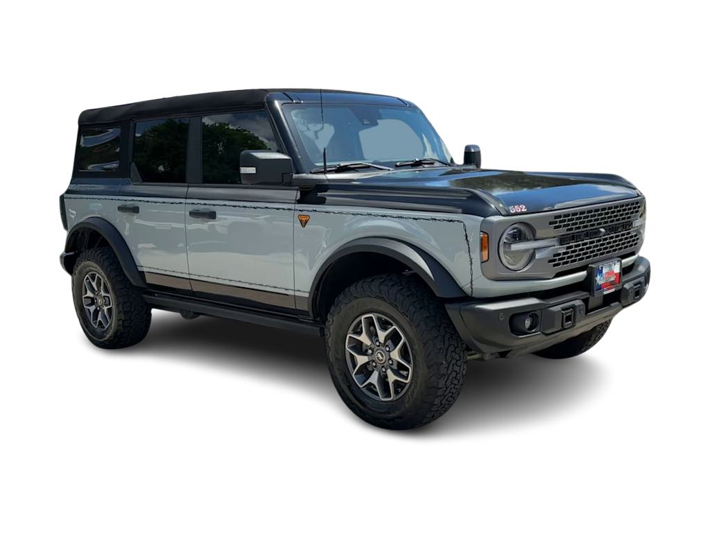 Thumbnail: 2023 Ford Bronco - 17