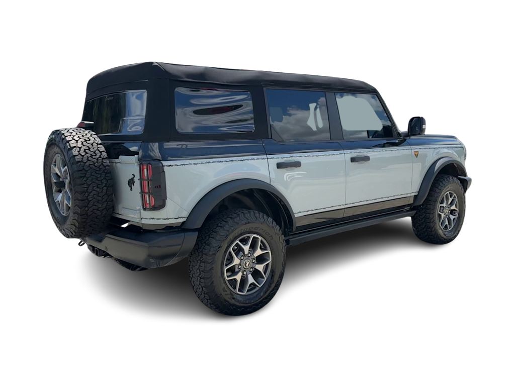 Thumbnail: 2023 Ford Bronco - 20