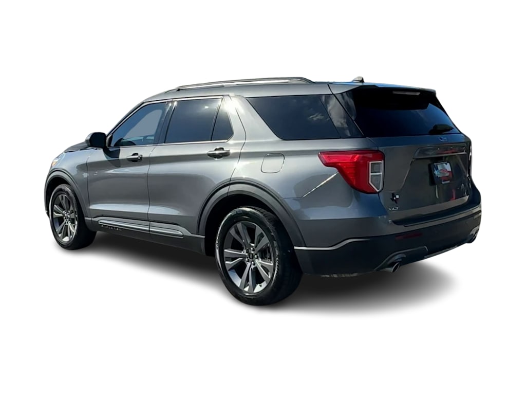 Thumbnail: 2021 Ford Explorer - 4