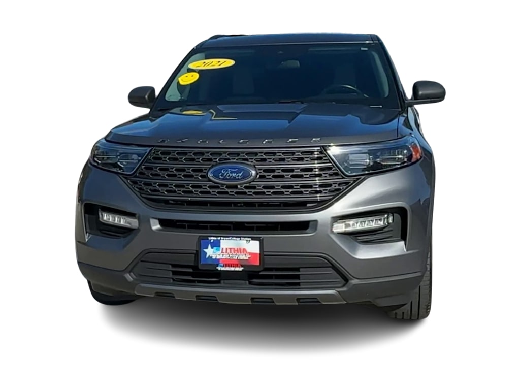 Thumbnail: 2021 Ford Explorer - 6