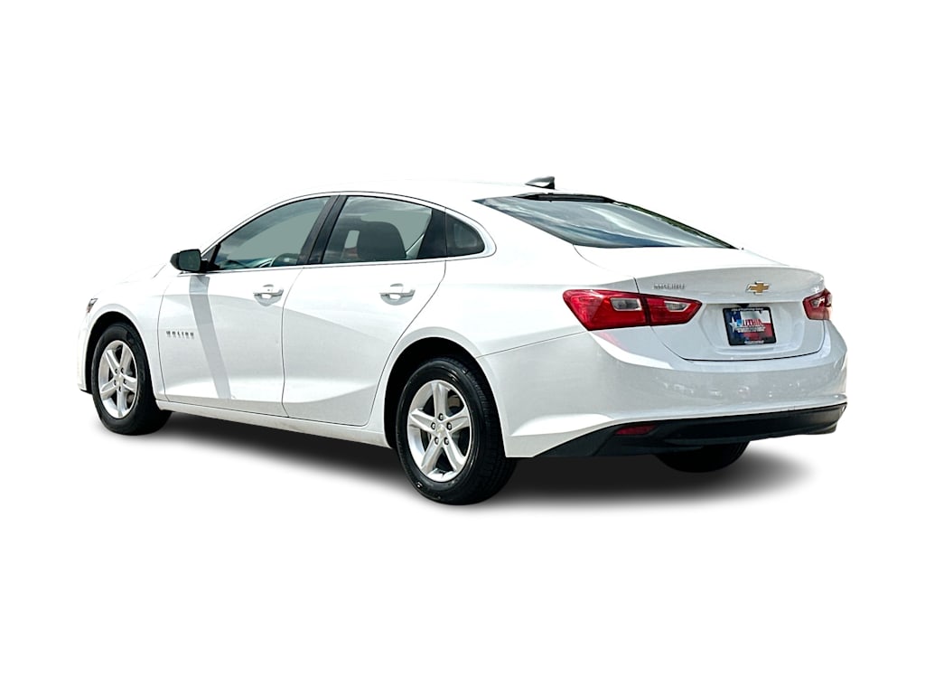 Thumbnail: 2023 Chevrolet Malibu - 4