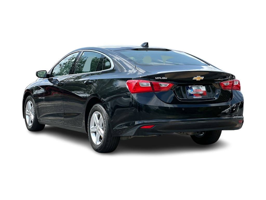 Thumbnail: 2024 Chevrolet Malibu - 4