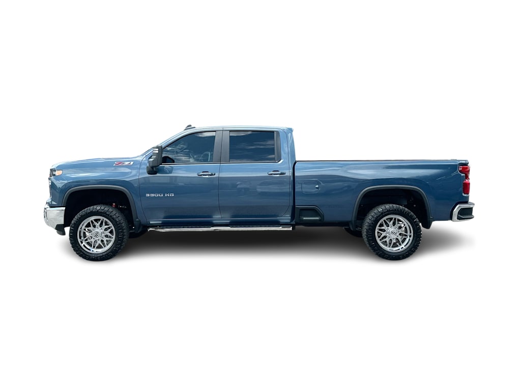 Thumbnail: 2025 Chevrolet Silverado 3500 - 23