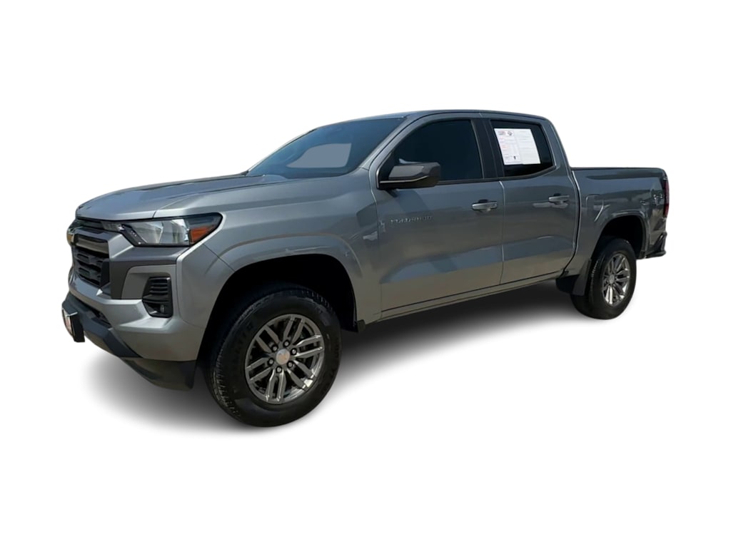 Thumbnail: 2023 Chevrolet Colorado - 3