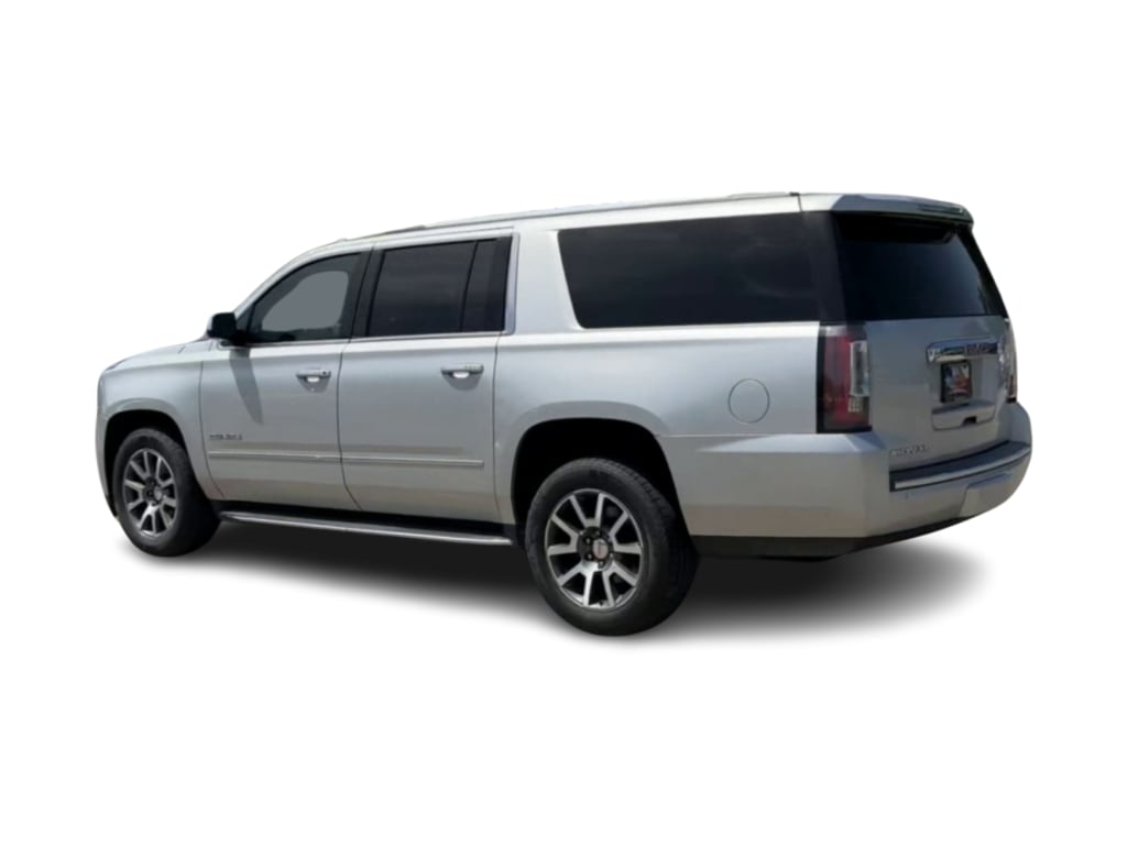 2017 GMC Yukon XL Denali 4