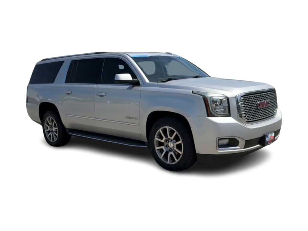 2017 GMC Yukon XL Denali 19