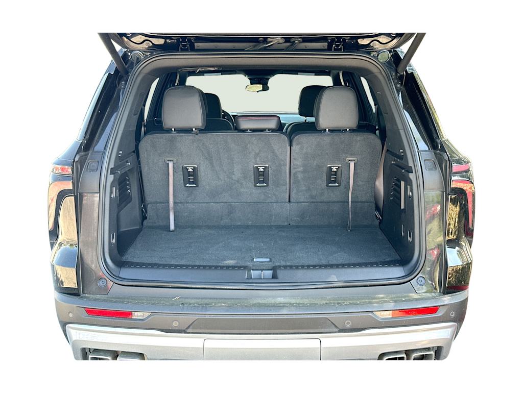 Thumbnail: 2025 Chevrolet Traverse - 15