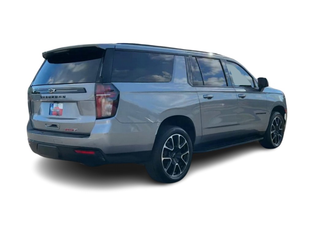 2023 Chevrolet Suburban RST 22