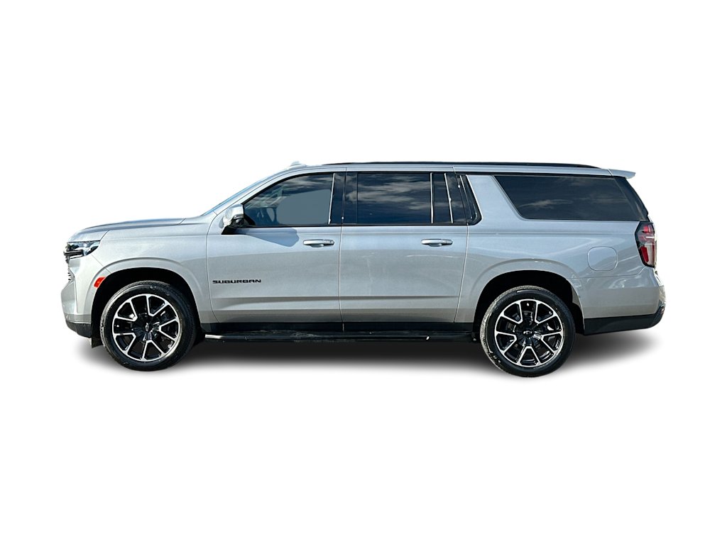 2023 Chevrolet Suburban RST 25