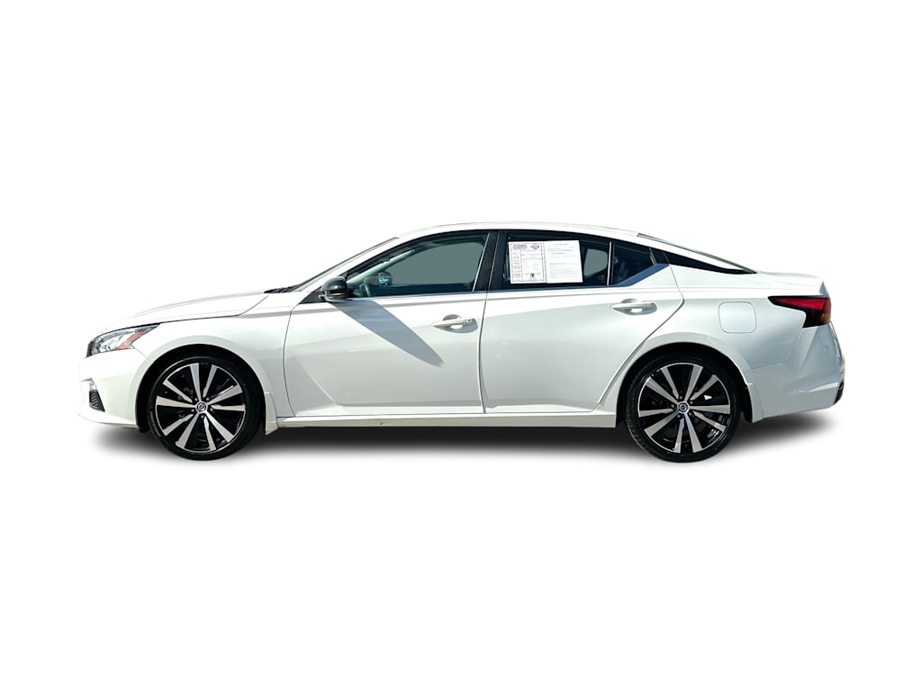 Thumbnail: 2021 Nissan Altima - 24