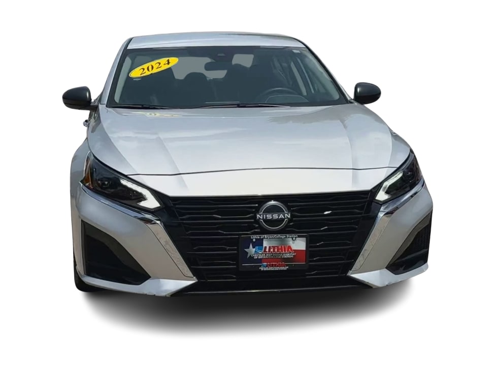 Thumbnail: 2024 Nissan Altima - 6