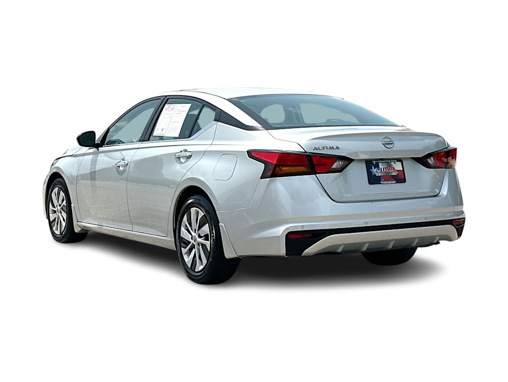 Thumbnail: 2024 Nissan Altima - 4