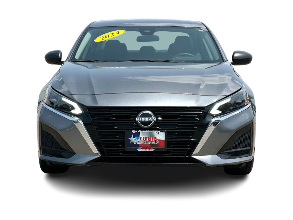 Thumbnail: 2024 Nissan Altima - 24