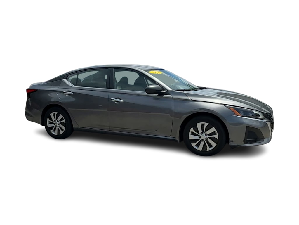 Thumbnail: 2024 Nissan Altima - 21