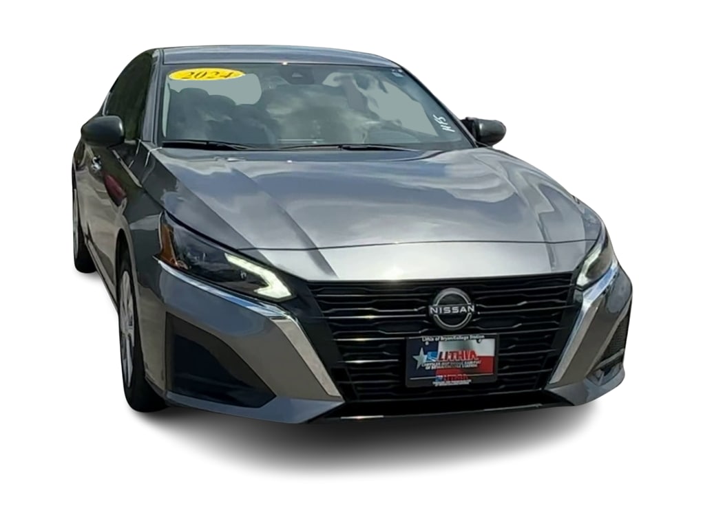 Thumbnail: 2024 Nissan Altima - 6