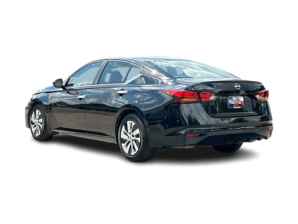 Thumbnail: 2023 Nissan Altima - 24