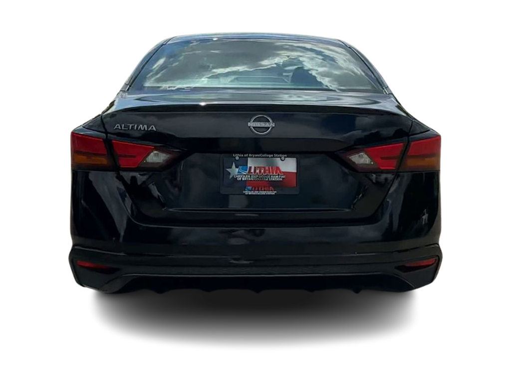 Thumbnail: 2023 Nissan Altima - 5