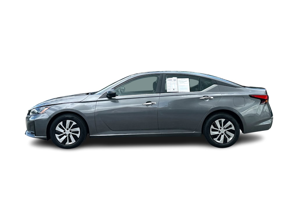 Thumbnail: 2024 Nissan Altima - 25