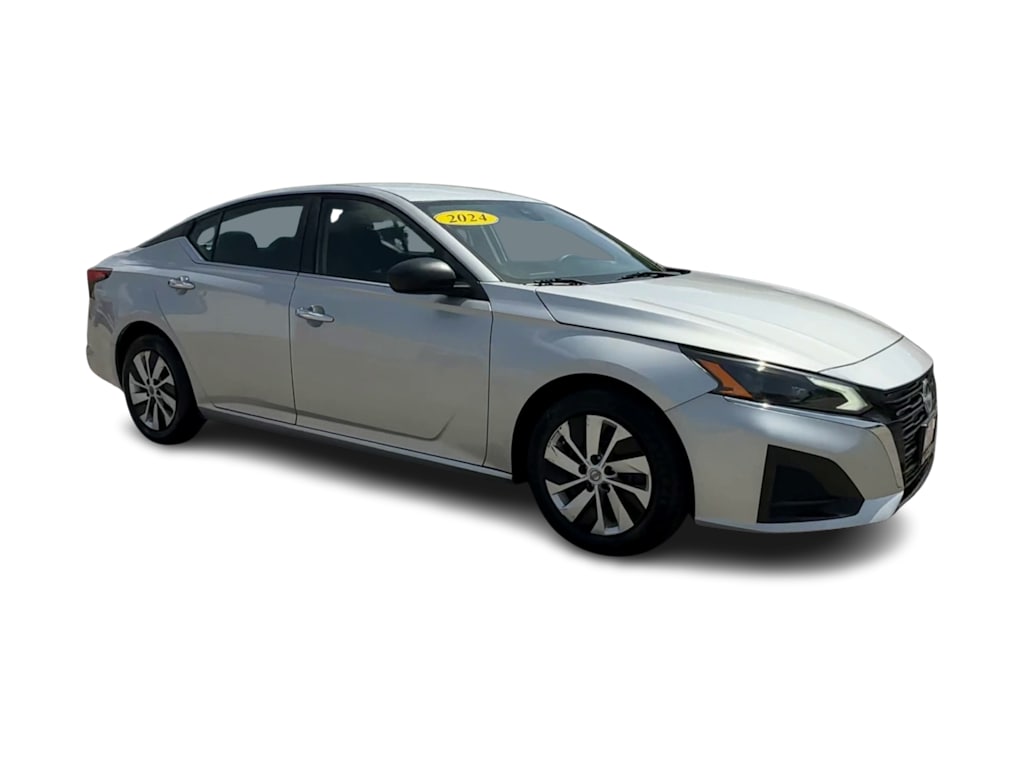 Thumbnail: 2024 Nissan Altima - 18