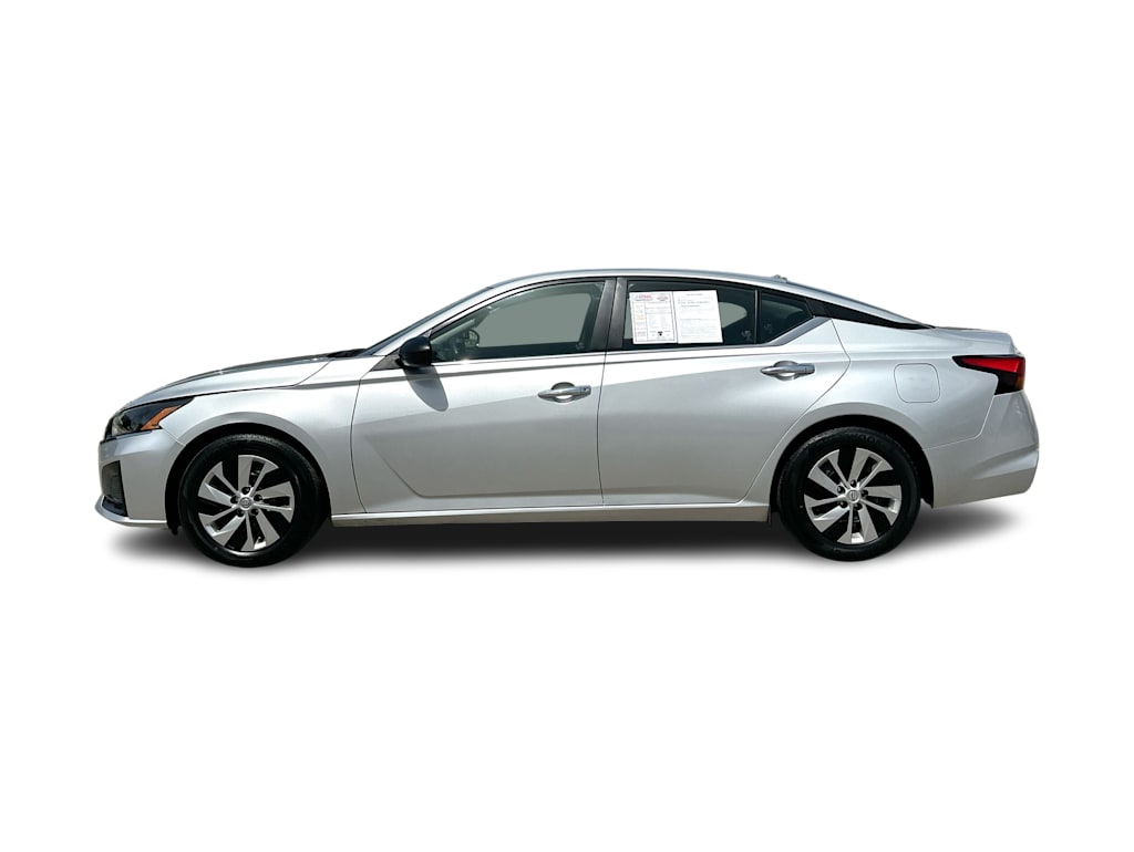 Thumbnail: 2024 Nissan Altima - 22