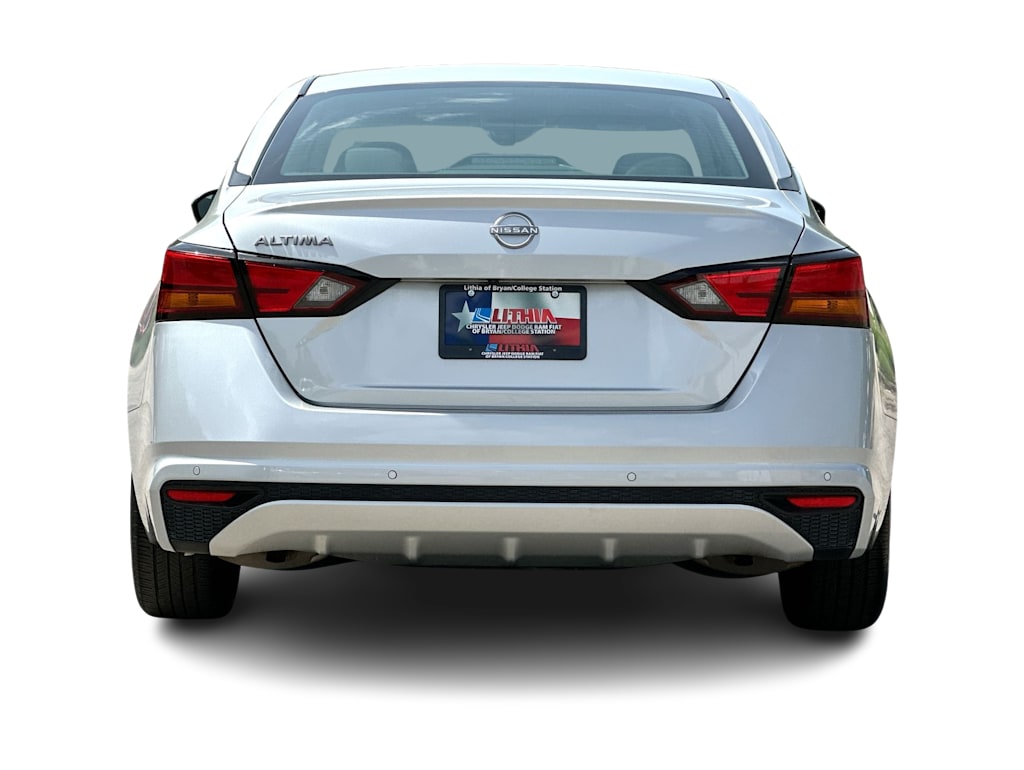 Thumbnail: 2024 Nissan Altima - 24
