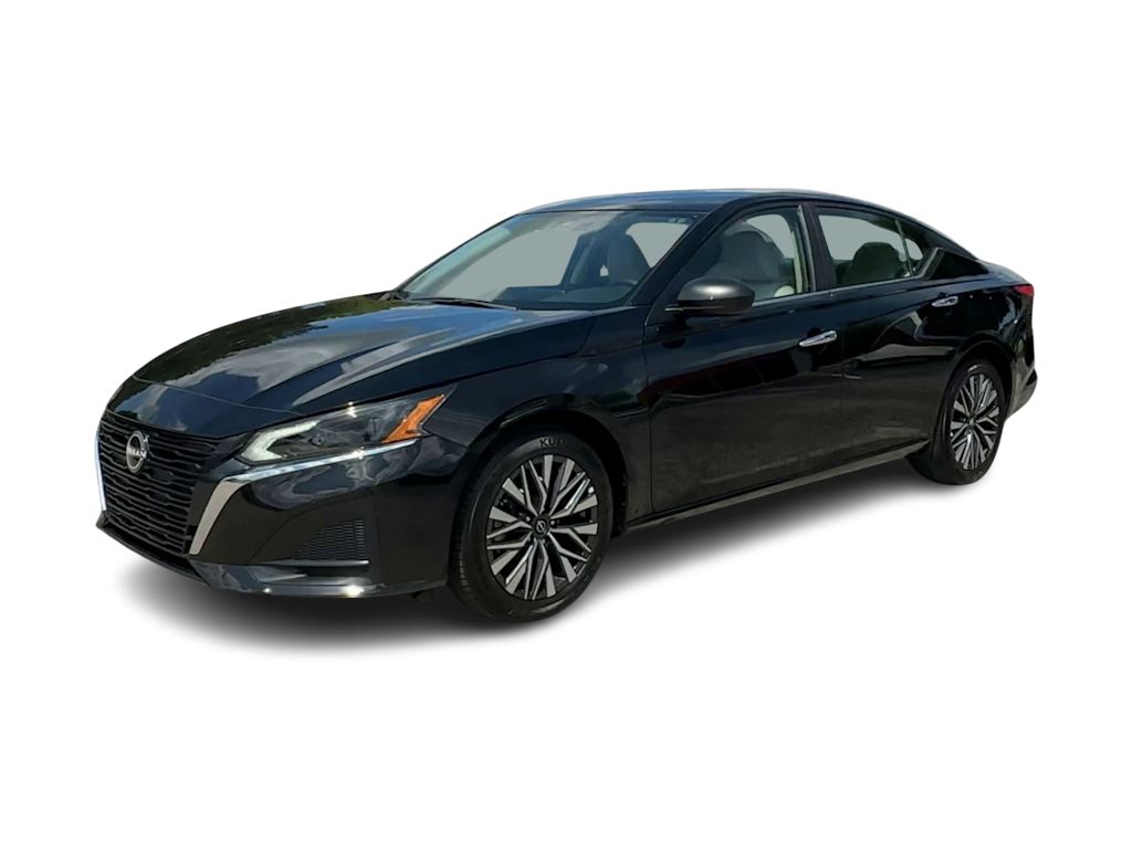 Thumbnail: 2025 Nissan Altima - 3