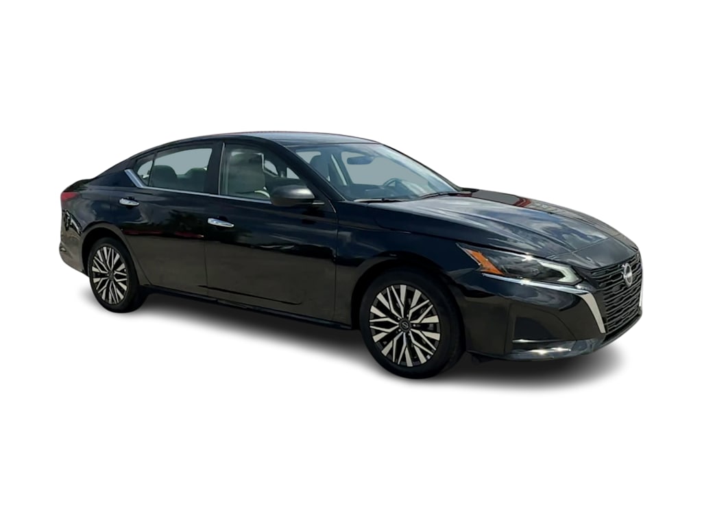 Thumbnail: 2025 Nissan Altima - 18