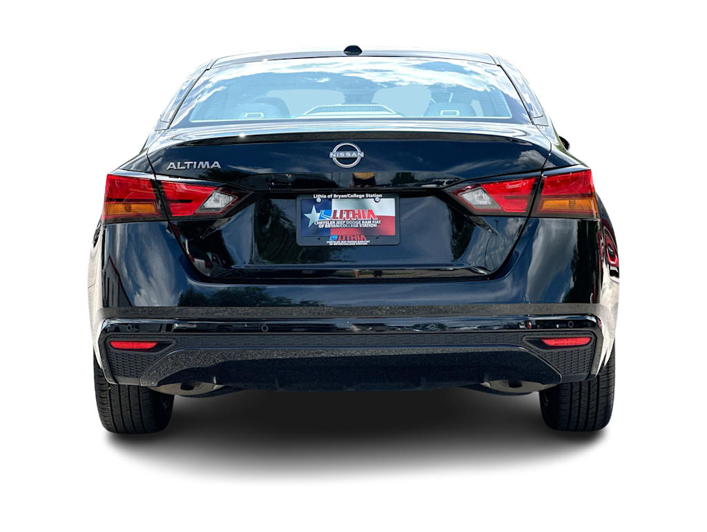 Thumbnail: 2025 Nissan Altima - 5
