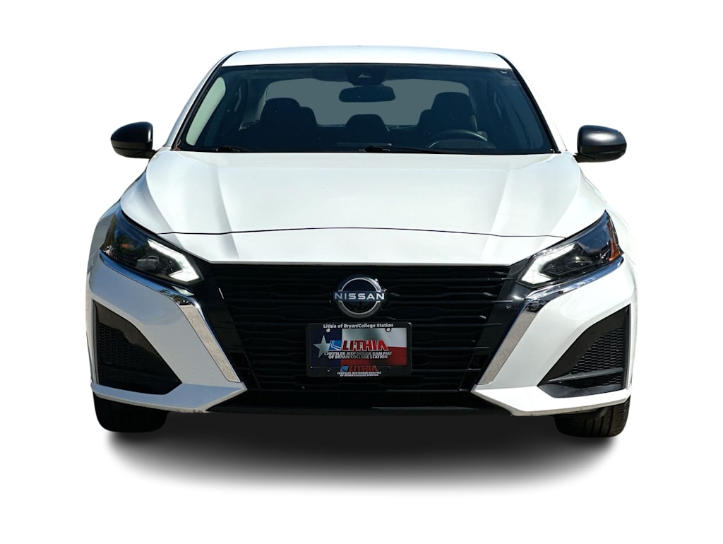 Thumbnail: 2025 Nissan Altima - 22
