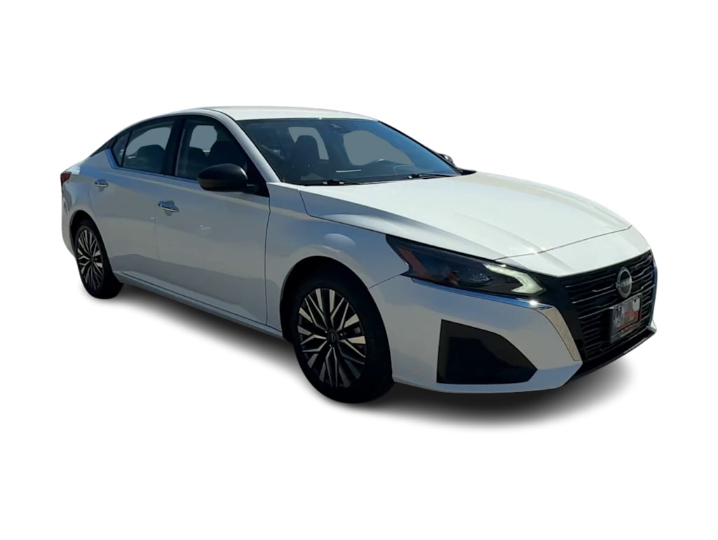 Thumbnail: 2025 Nissan Altima - 19